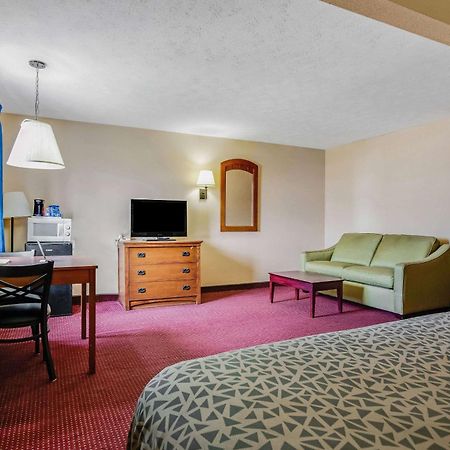 Econo Lodge Junction City I-70 Near Fort Riley Extérieur photo