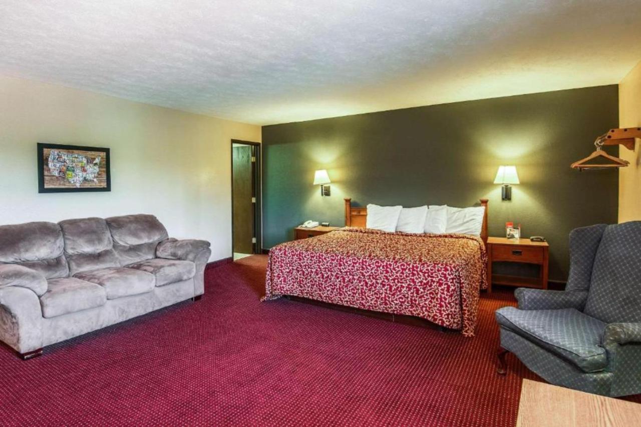 Econo Lodge Junction City I-70 Near Fort Riley Extérieur photo